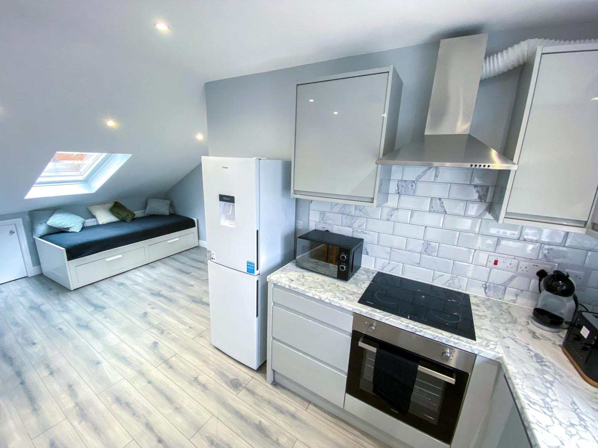 Large 1-Bedroom Flat, 5 Guest, London - F4 Exterior photo
